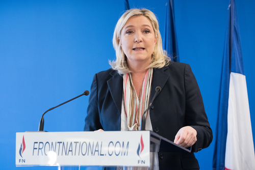 la chacha vuelve al ataque Le-Pen-Marine